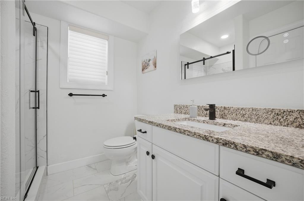 411 22 1/2 St Property Photo 7
