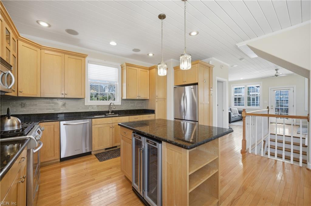 411 22 1/2 St Property Photo 16