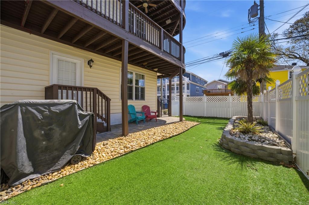 411 22 1/2 St Property Photo 37