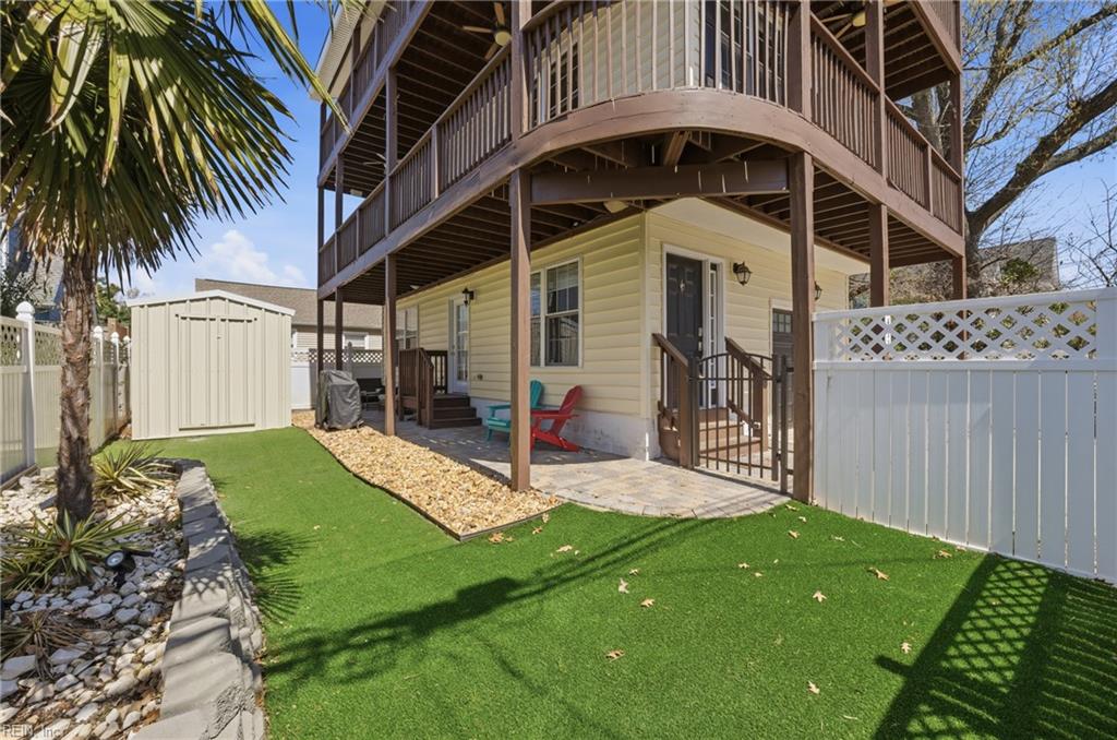 411 22 1/2 St Property Photo 38