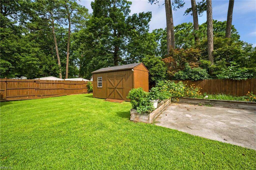 1140 Noble St Property Photo 38