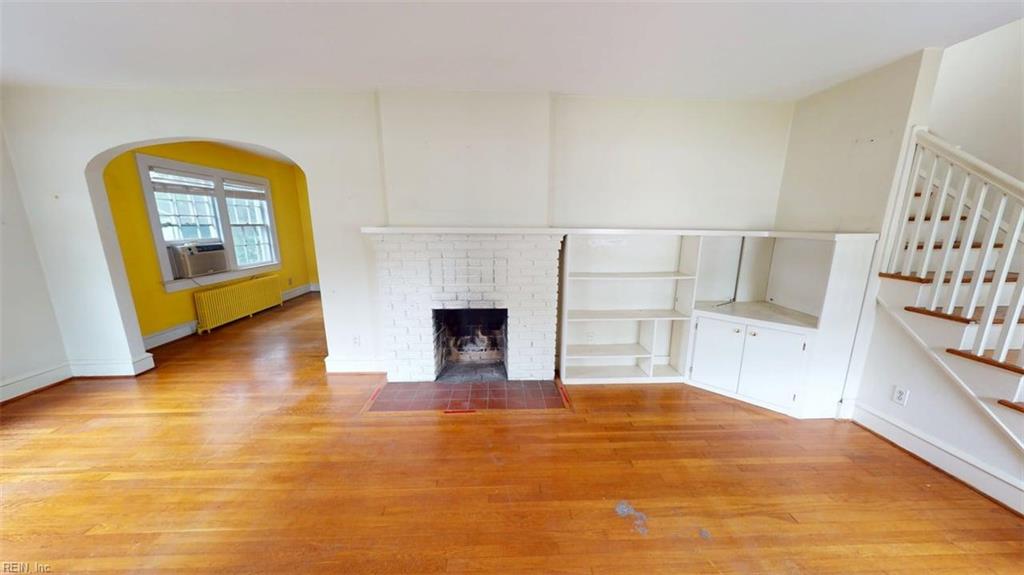 76 Raleigh Rd Property Photo 3