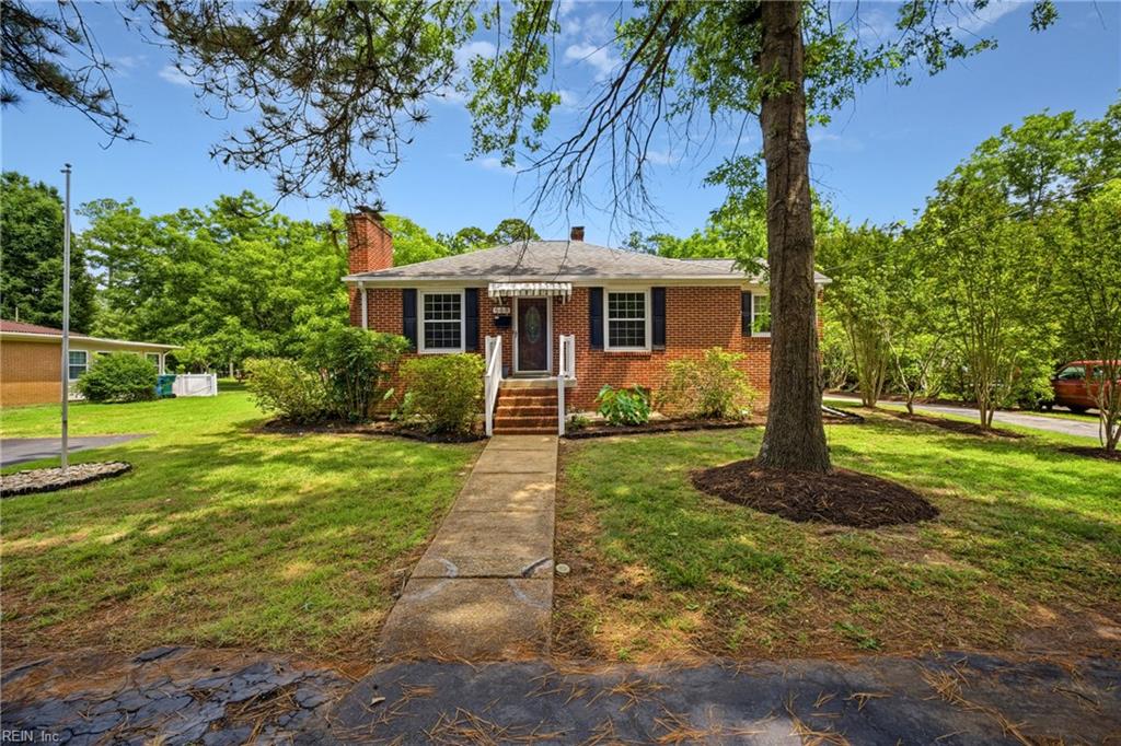 568 Yorktown Rd Property Photo 1