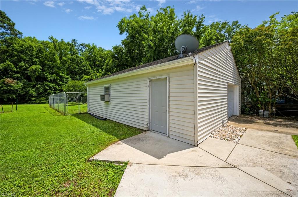 568 Yorktown Rd Property Photo 21
