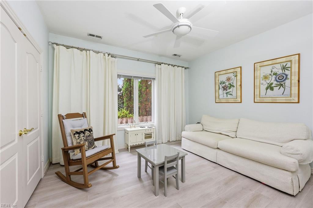 1633 Spring House Trl Property Photo 16