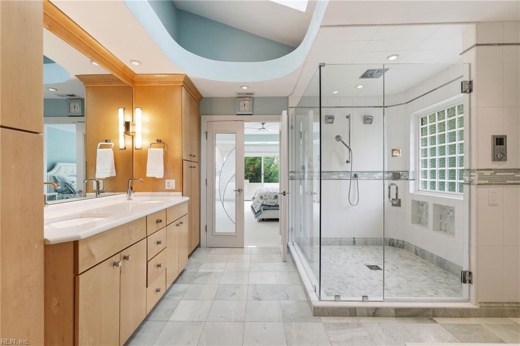 1633 Spring House Trl Property Photo 39