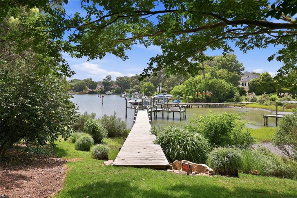 1633 Spring House Trl Property Photo 48