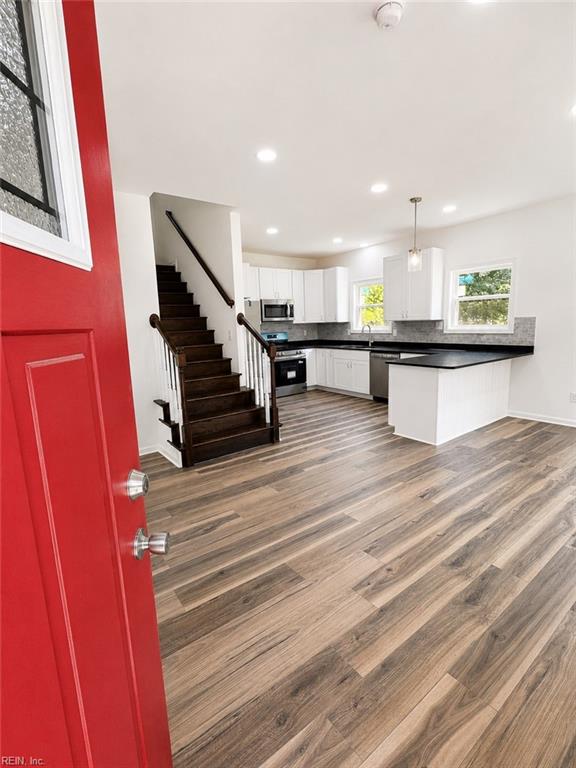 5071 James Way Property Photo 3