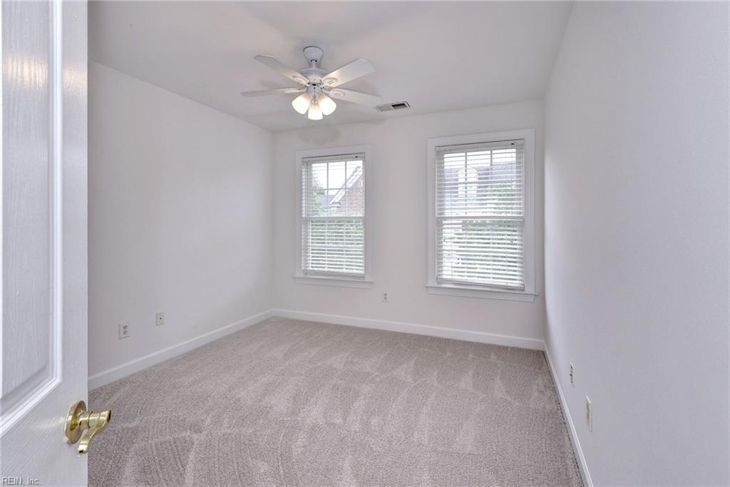 4215 New Town Ave Property Photo 21