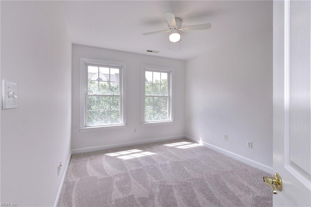 4215 New Town Ave Property Photo 22