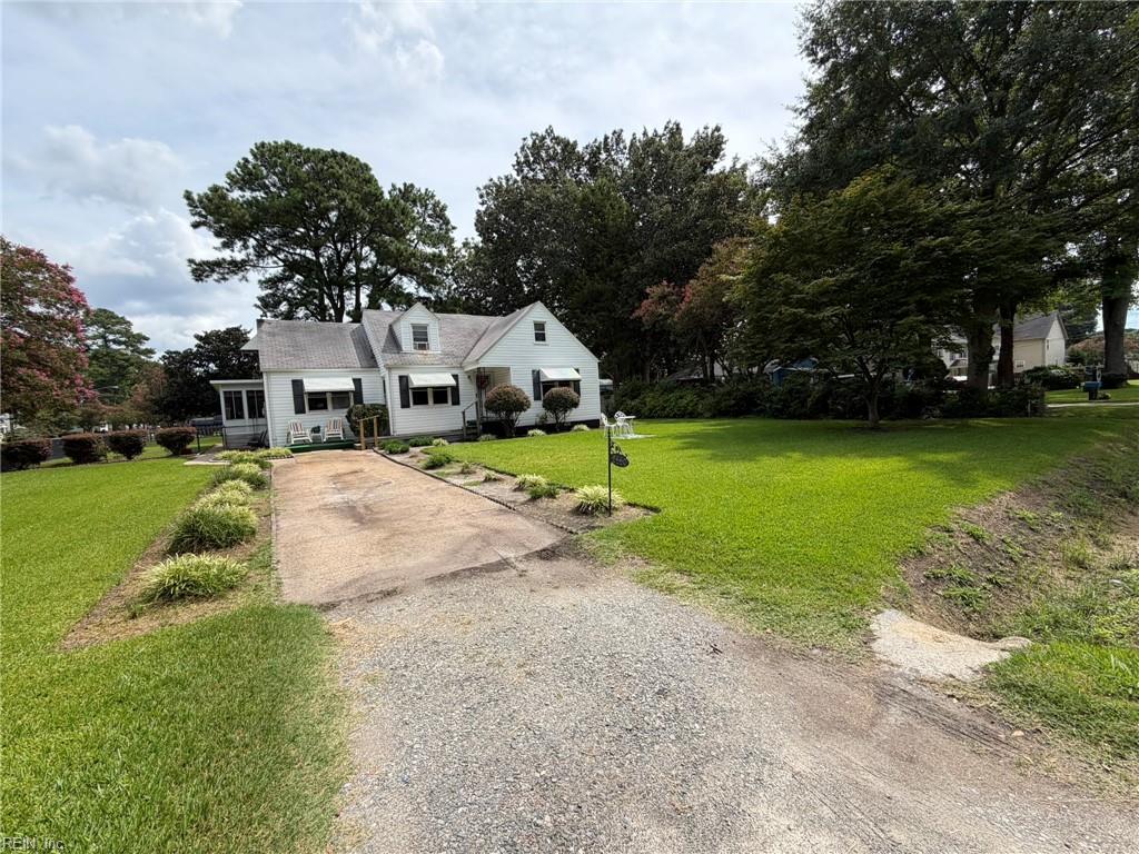 2660 Azalea Garden Rd Property Photo 2