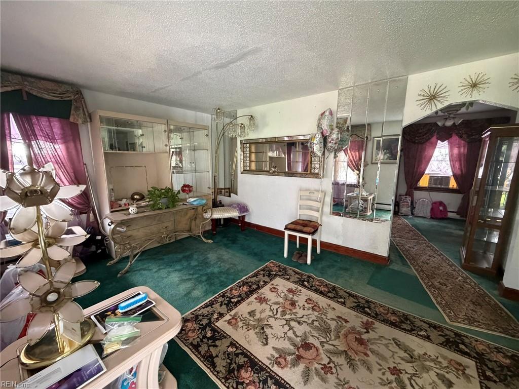 2660 Azalea Garden Rd Property Photo 5