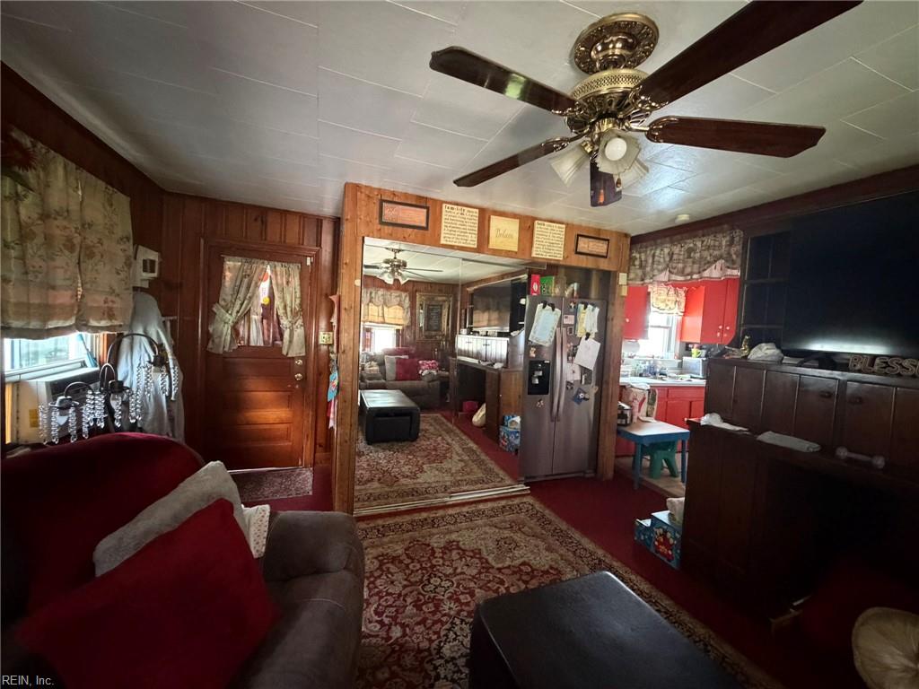 2660 Azalea Garden Rd Property Photo 10