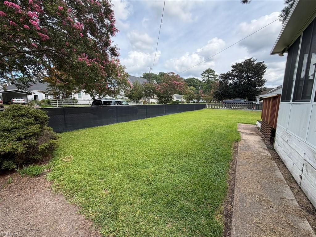 2660 Azalea Garden Rd Property Photo 21