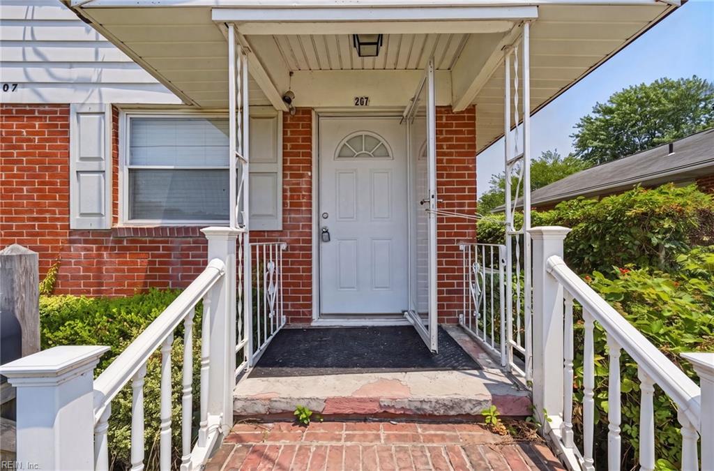 207 E Sewell Ave Property Photo 4