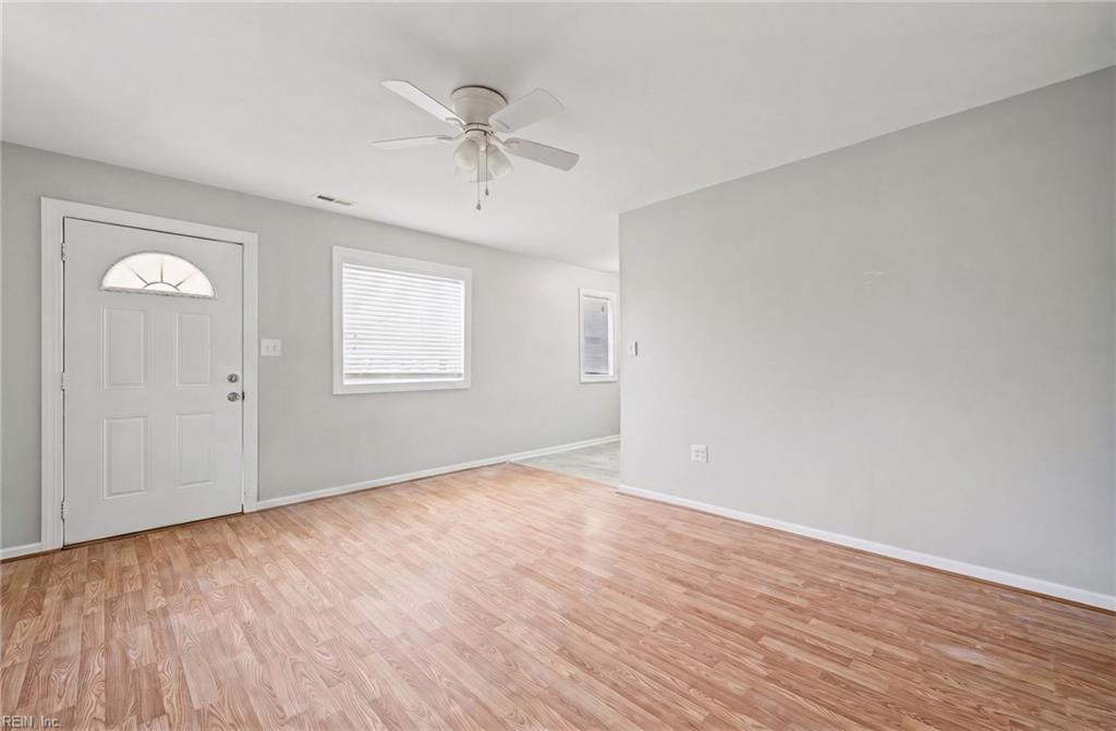 207 E Sewell Ave Property Photo 6