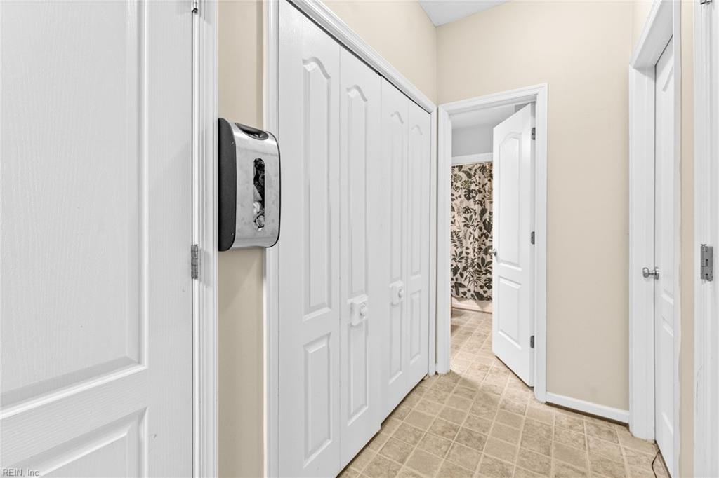307 Herons Cv Property Photo 13