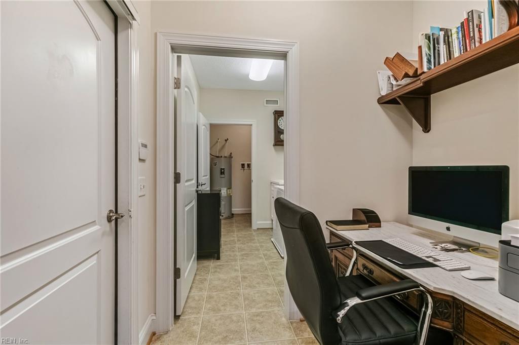 303 Garman Loop Property Photo 10