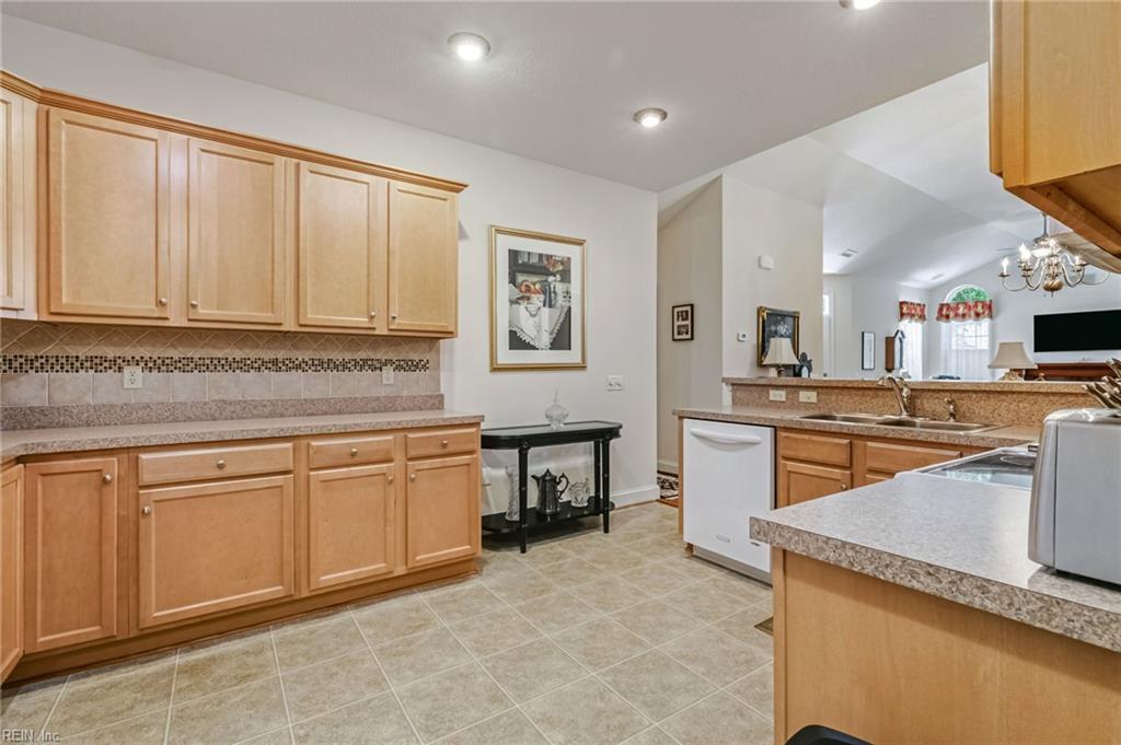 303 Garman Loop Property Photo 14