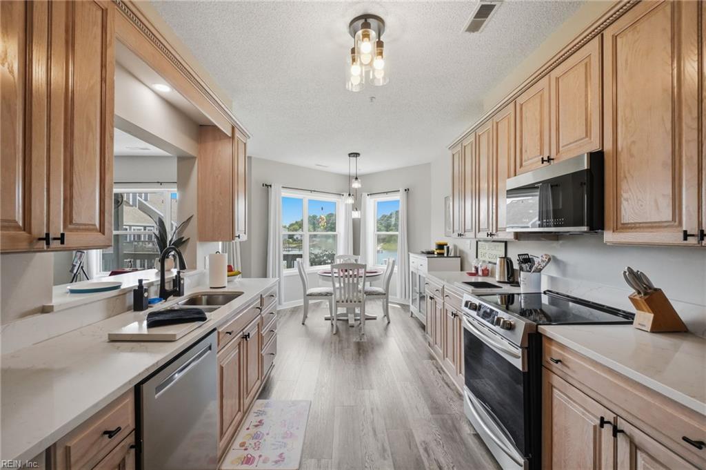 1024 Porte Harbour Arch Property Photo 15