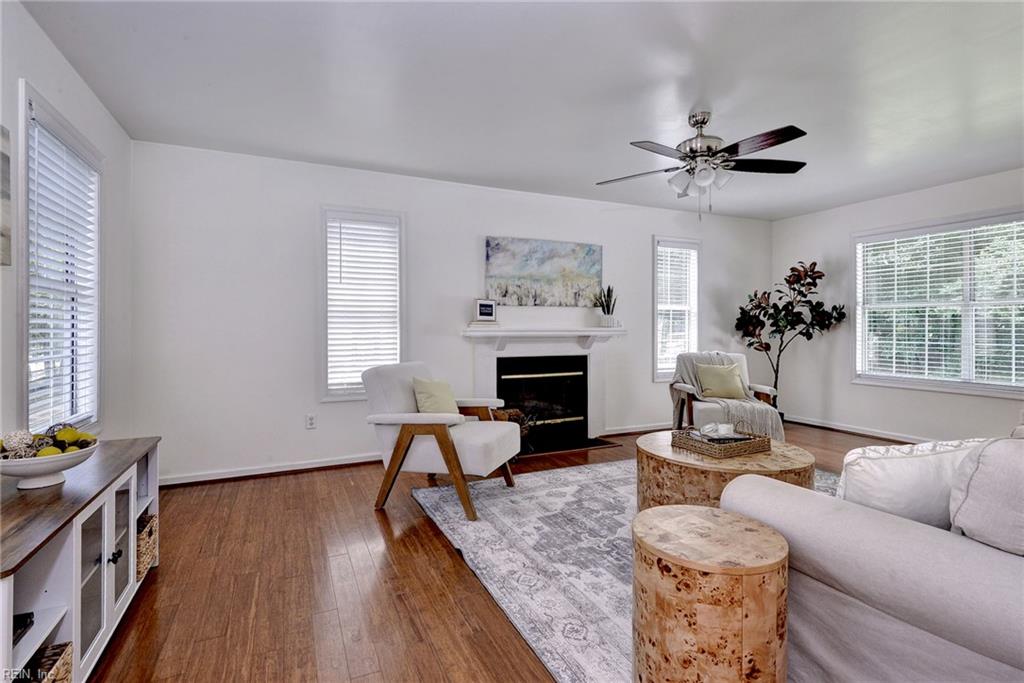 4485 Powhatan Xing Property Photo 7