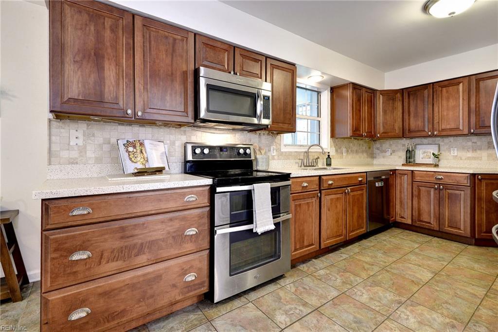 4485 Powhatan Xing Property Photo 13