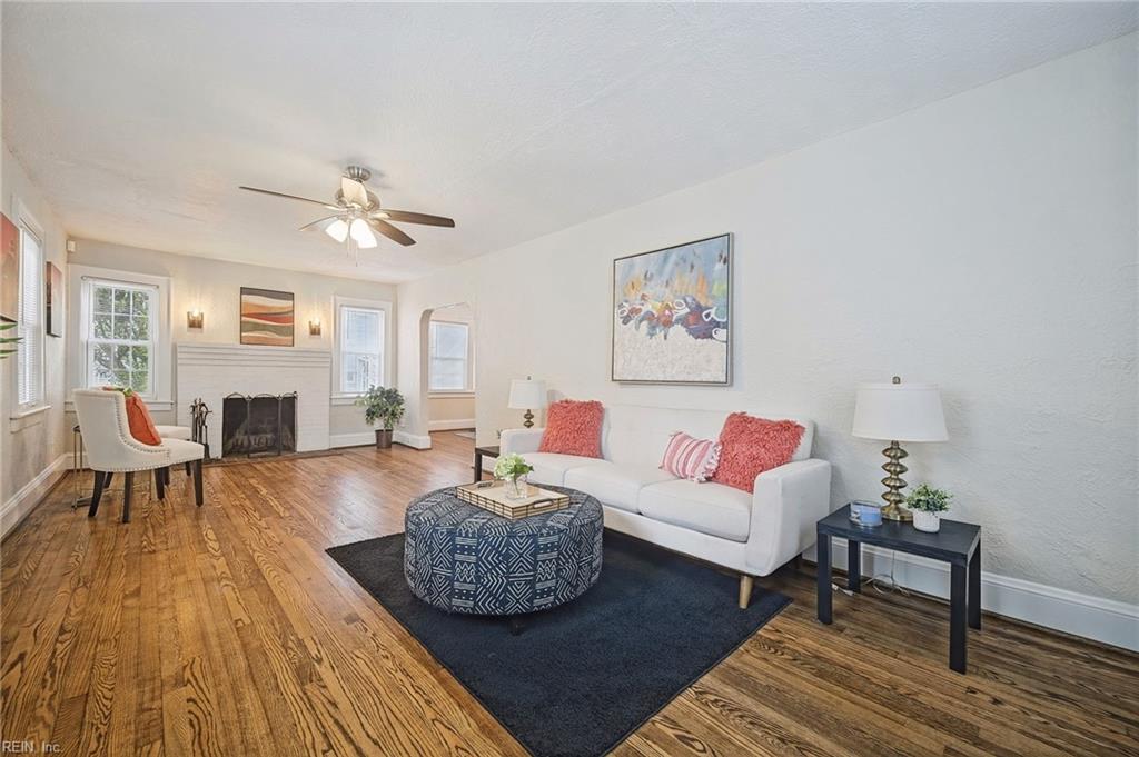 1328 Melrose Pw Property Photo 7