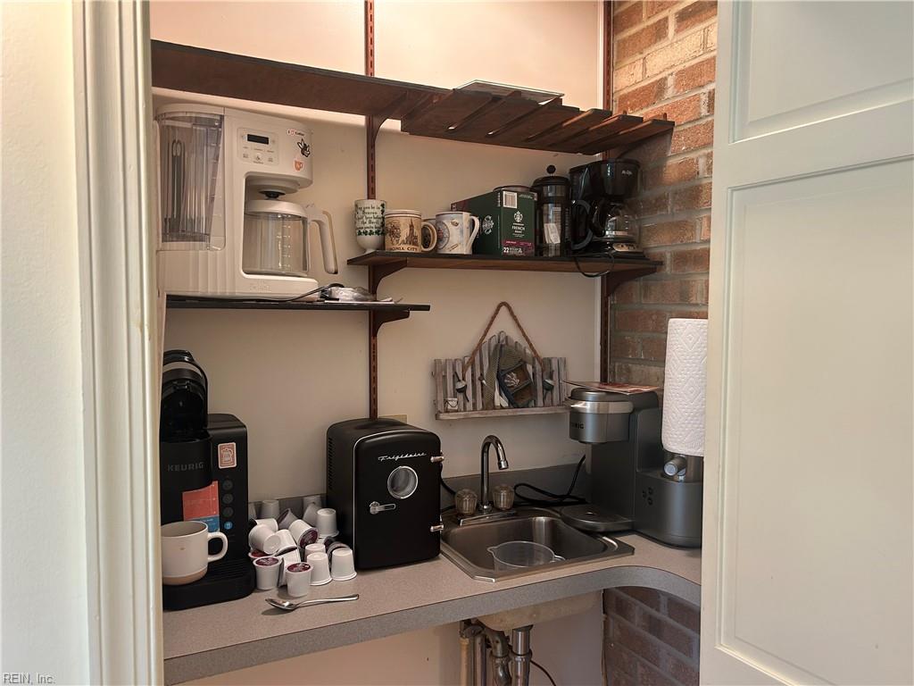 16410 Bowditch Rd Property Photo 14