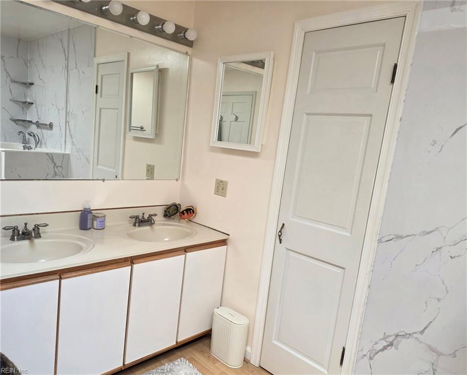 16410 Bowditch Rd Property Photo 27