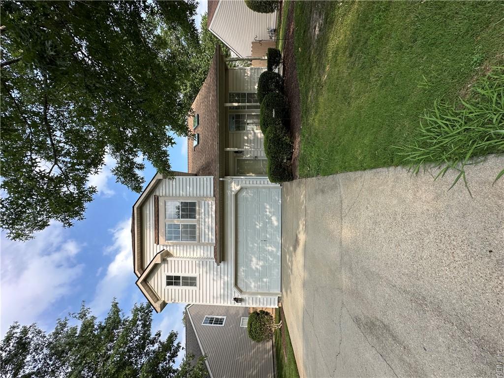 208 Oak Grove Rn Property Photo 1
