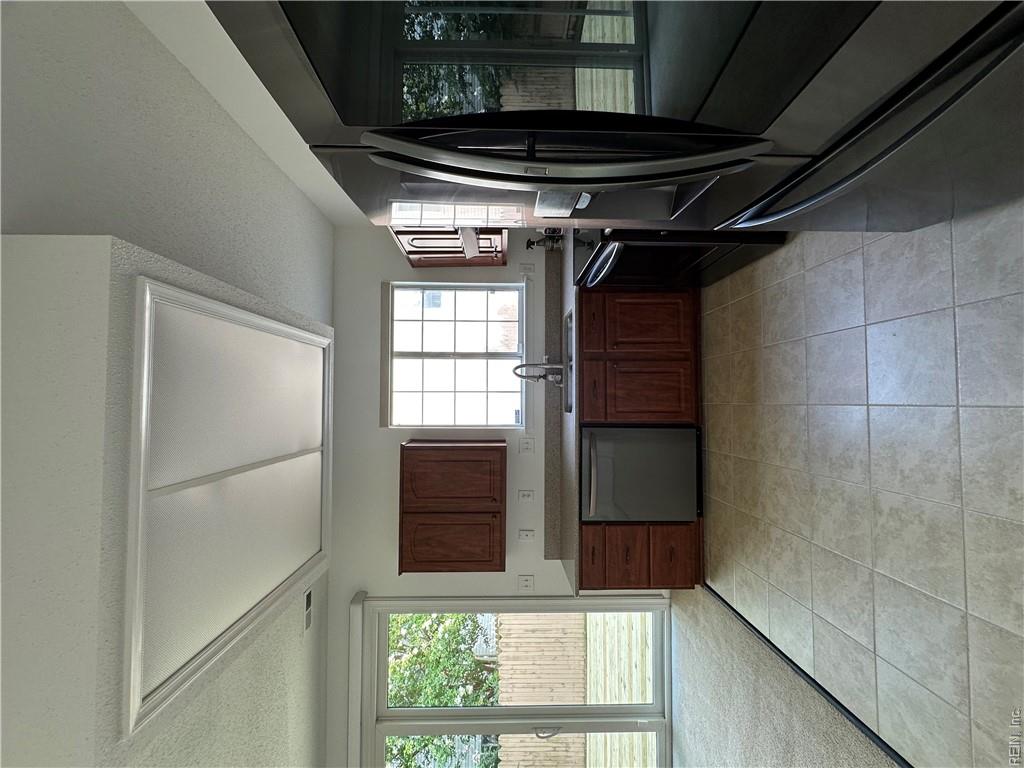 208 Oak Grove Rn Property Photo 6