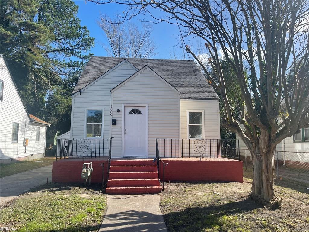 1609 Richmond Ave Property Photo 1