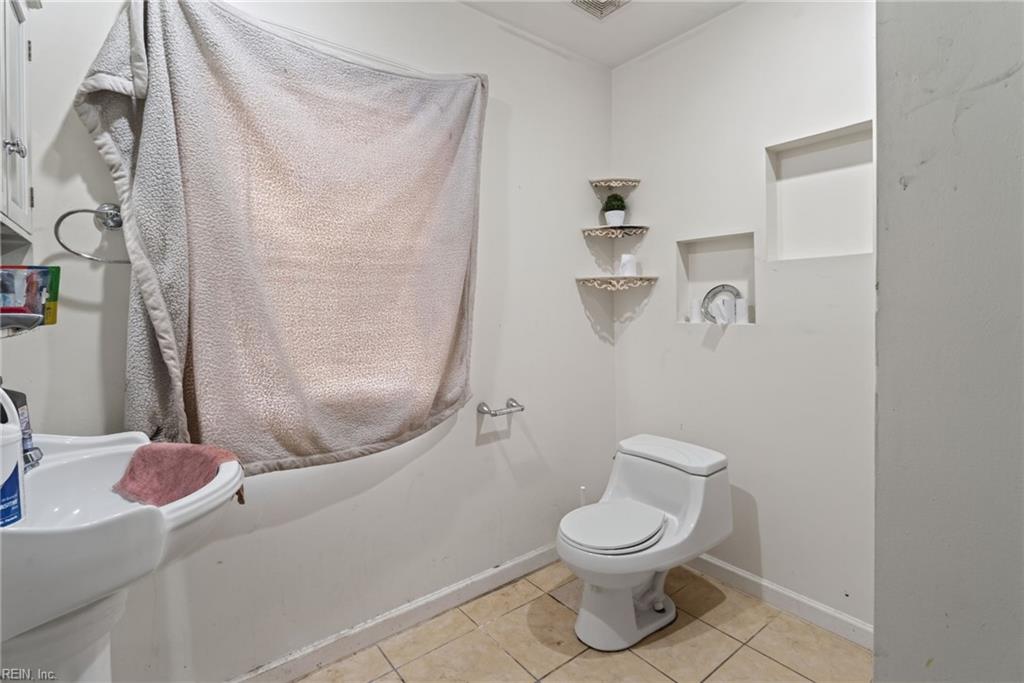 101 Garrett Dr Property Photo 16