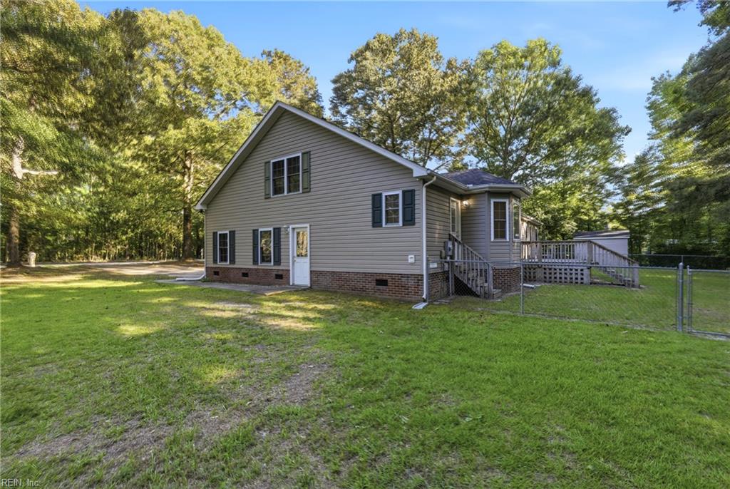 104 Robin Dr Property Photo 4