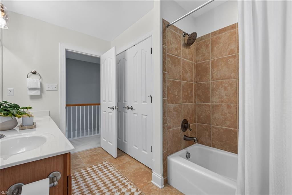 11481 Britt Castle Ct Property Photo 33