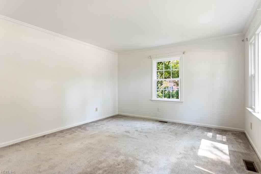 109 Rowe Dr Property Photo 9