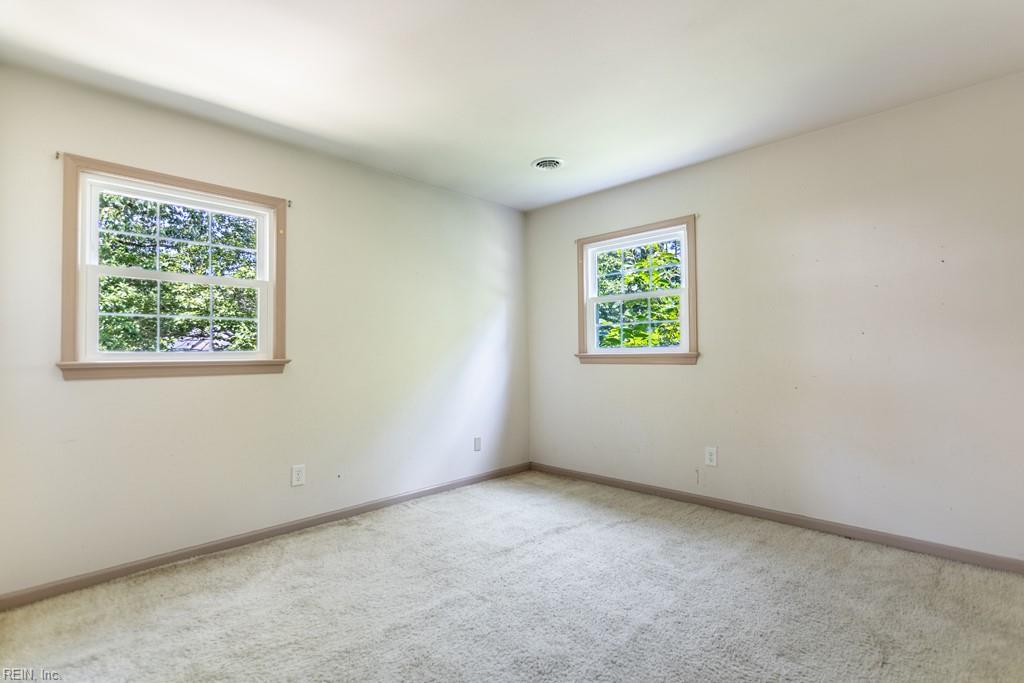 109 Rowe Dr Property Photo 30