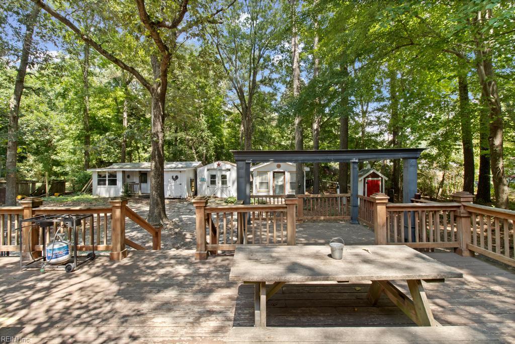 6353 Bolling Brook Ln Property Photo 19