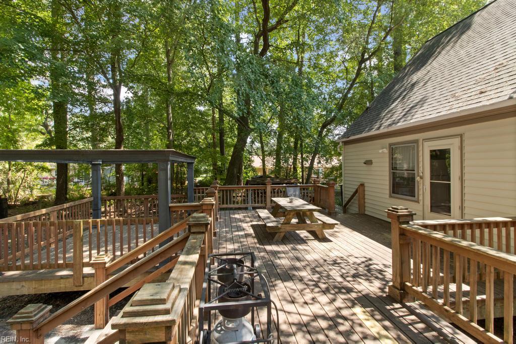 6353 Bolling Brook Ln Property Photo 21