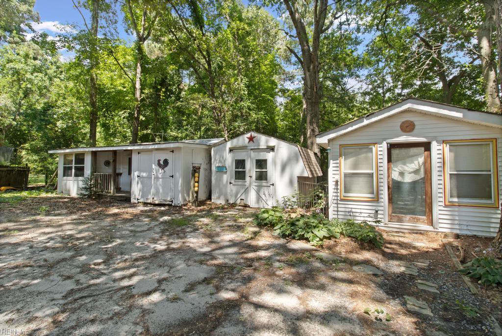 6353 Bolling Brook Ln Property Photo 24