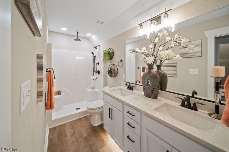 8369 Crittenden Rd Property Photo 20