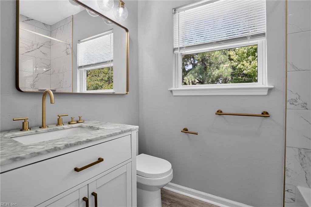 501 Thornloe Ln Ln Property Photo 17