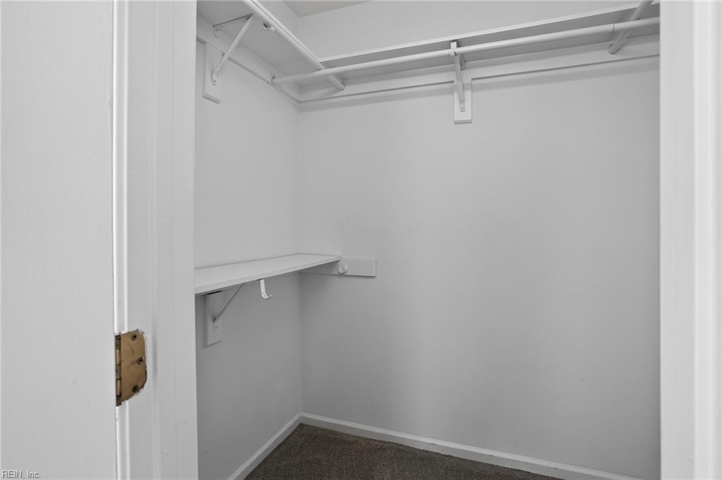 501 Thornloe Ln Ln Property Photo 22