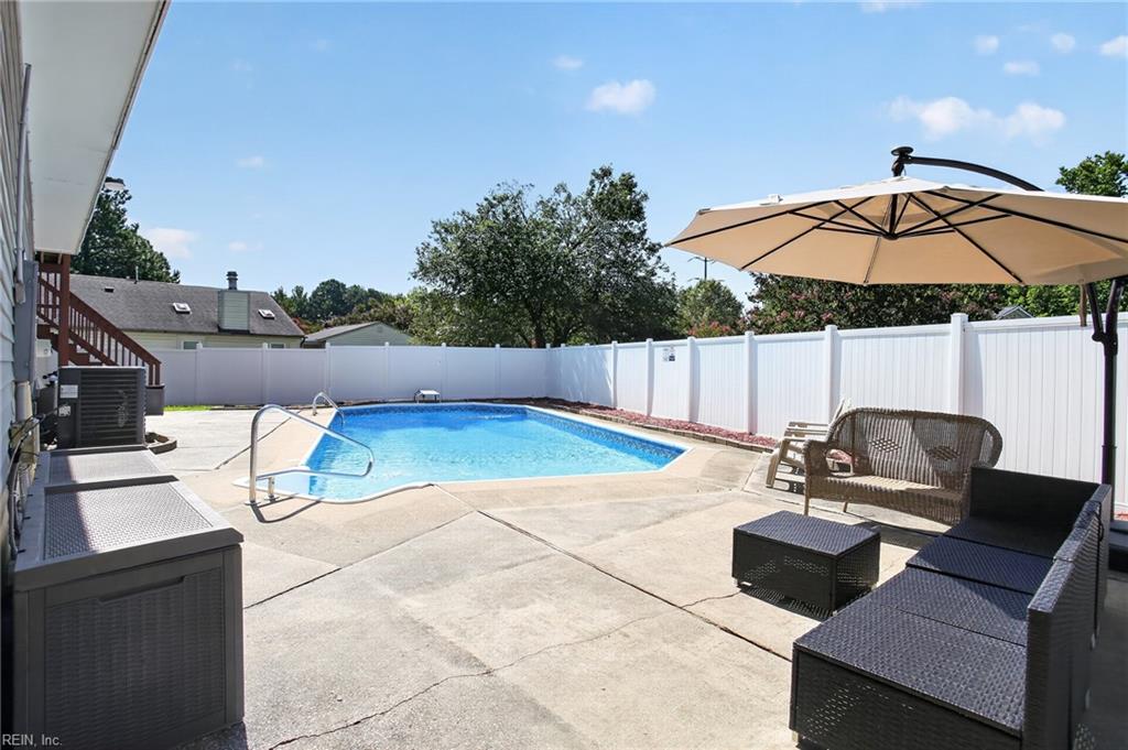 501 Thornloe Ln Ln Property Photo 24