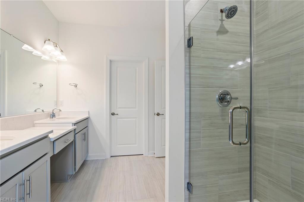 4904 Apricot Way Property Photo 12