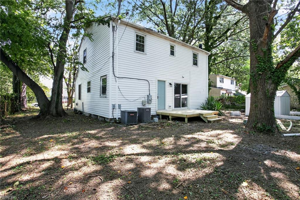 4205 Nautilus Ave Property Photo 3