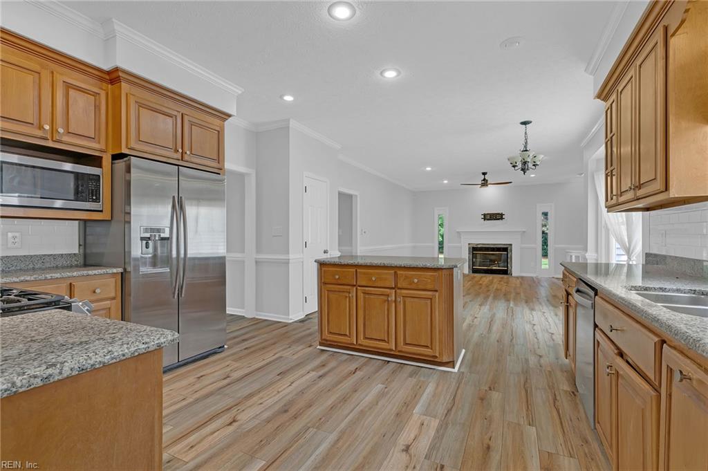 4 Tennis Cir Property Photo 17
