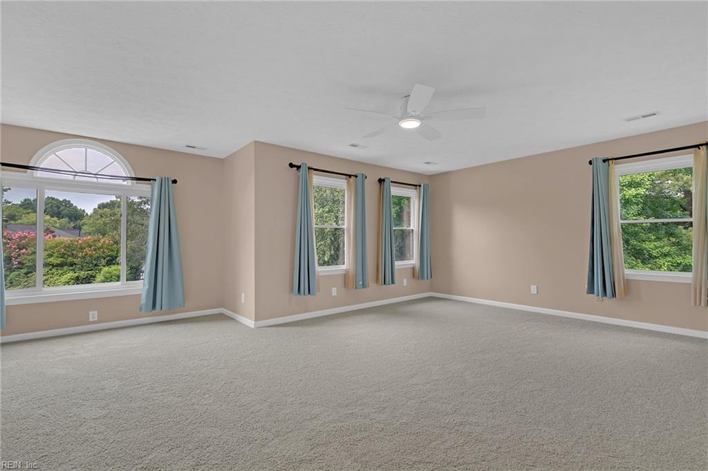 4 Tennis Cir Property Photo 27
