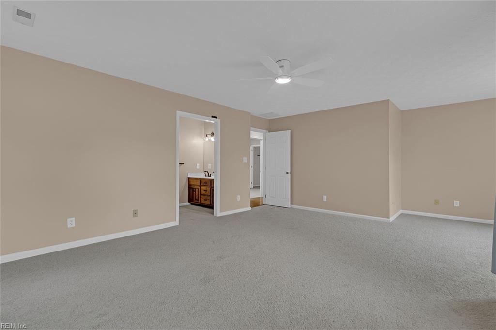 4 Tennis Cir Property Photo 29
