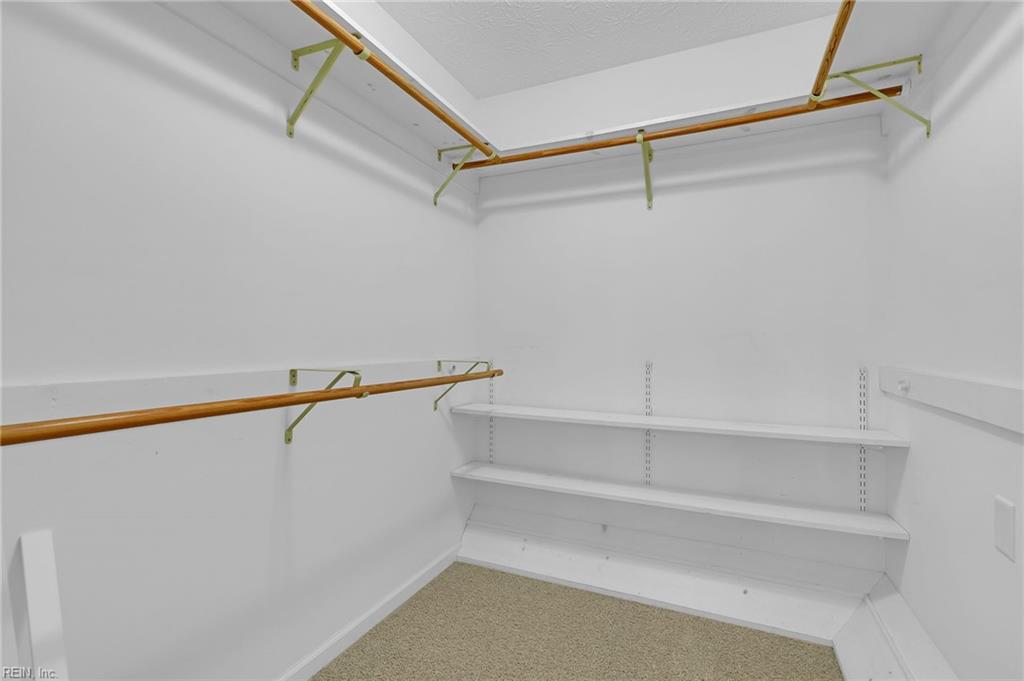 4 Tennis Cir Property Photo 35